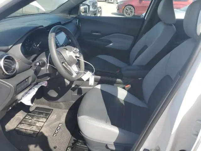 2024 NISSAN KICKS SR  
