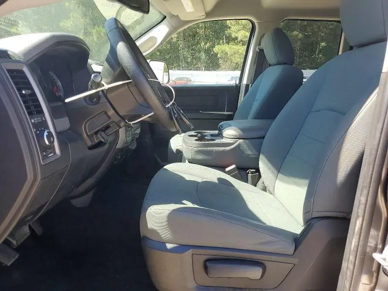 2016 RAM 1500 ST  