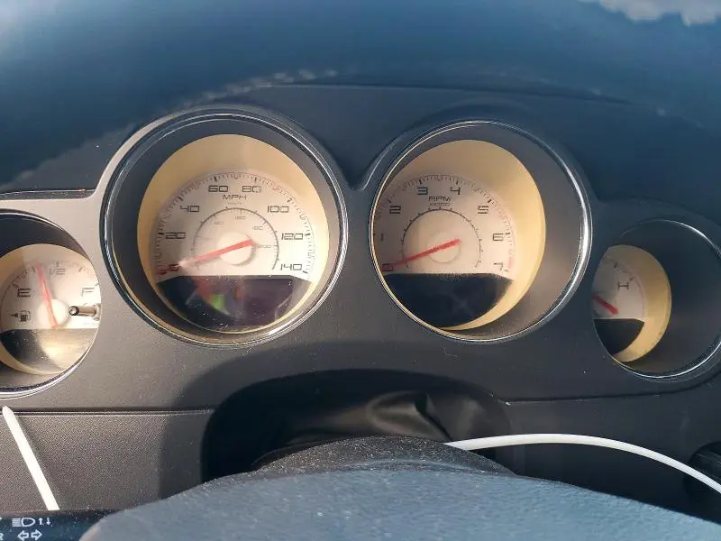 2012 DODGE CHALLENGER SXT  