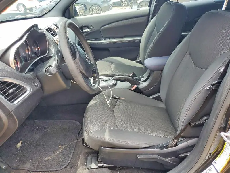 2013 DODGE AVENGER SE  