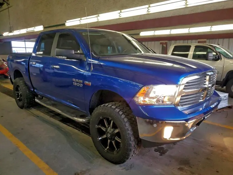 2018 RAM 1500 SLT  