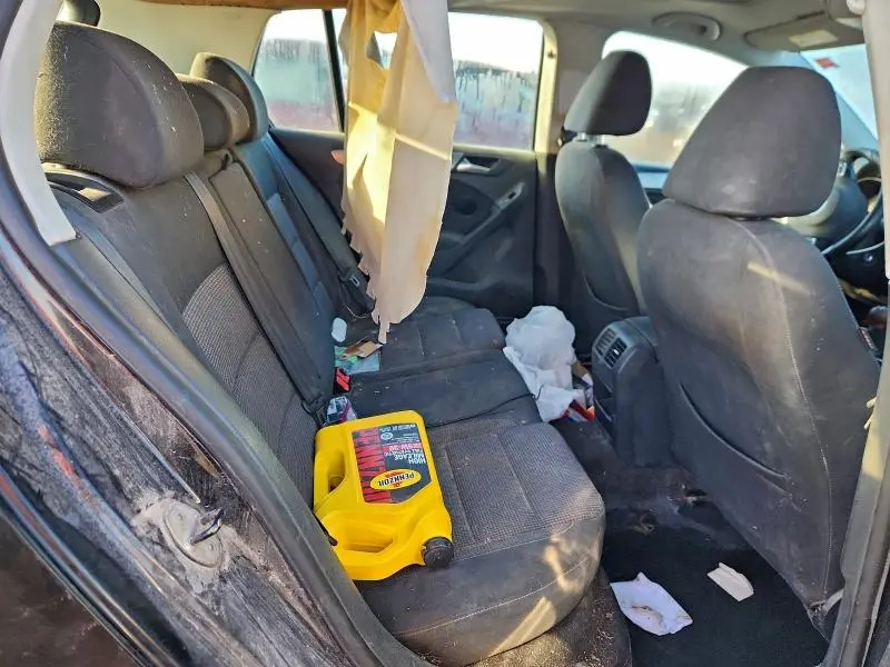 2012 VOLKSWAGEN GOLF   