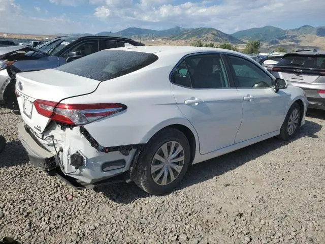 2019 TOYOTA CAMRY LE  