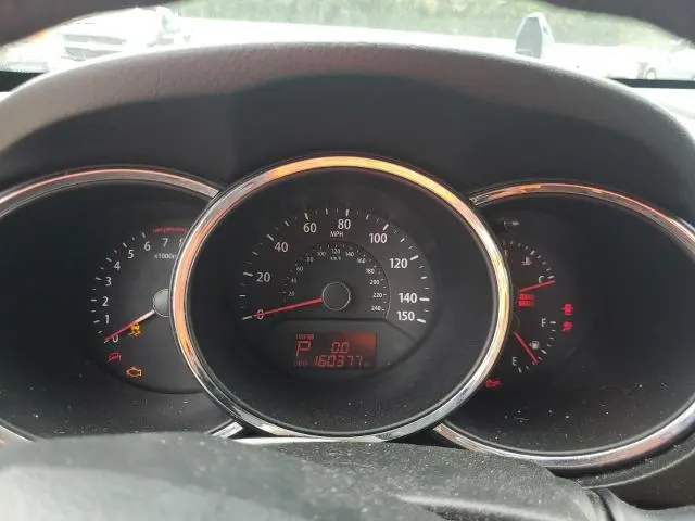 2011 KIA SORENTO BASE  