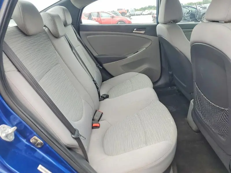 2015 HYUNDAI ACCENT GLS  