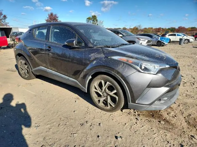 2018 TOYOTA C-HR XLE  