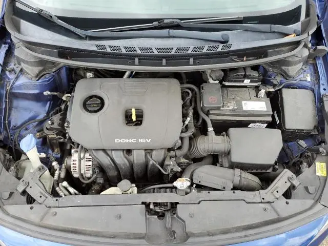 2017 KIA FORTE LX  