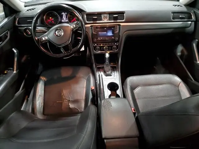 2017 VOLKSWAGEN PASSAT R-LINE  