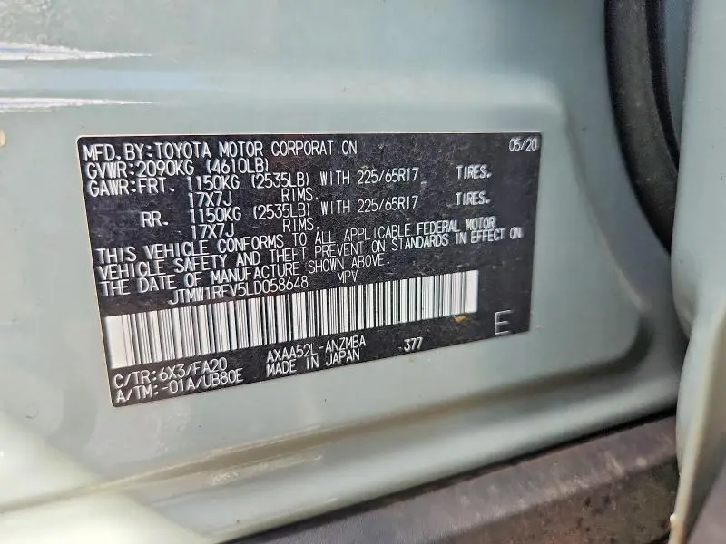 2020 TOYOTA RAV4 XLE  