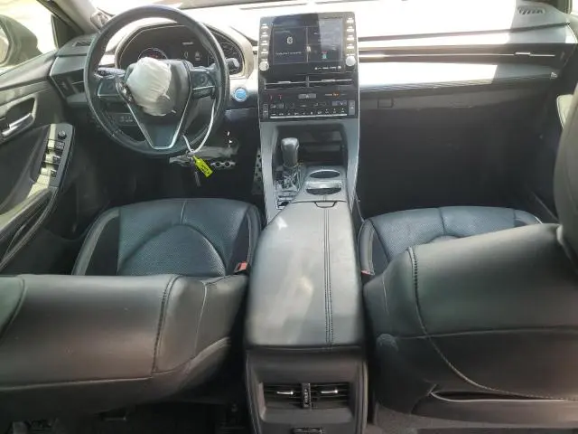 2019 TOYOTA AVALON XLE  