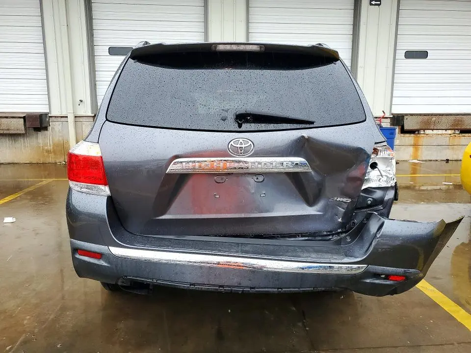 2012 TOYOTA HIGHLANDER LIMITED  