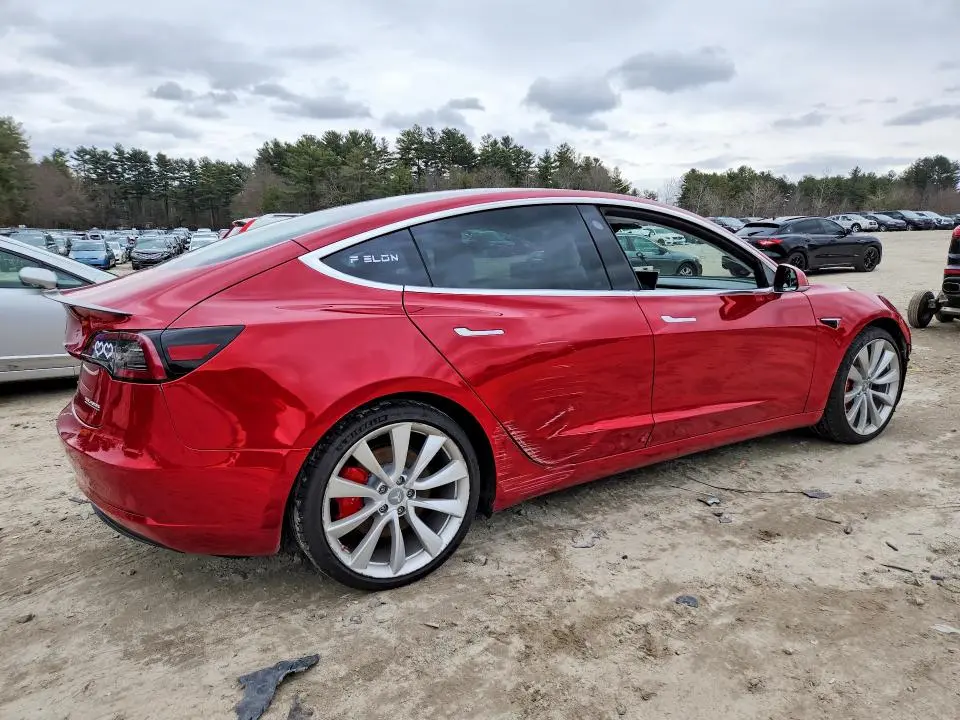 2018 TESLA MODEL 3   