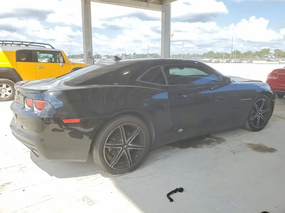 2013 CHEVROLET CAMARO LS  