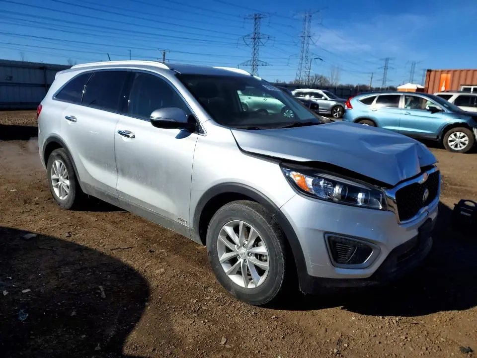 2016 KIA SORENTO LX  