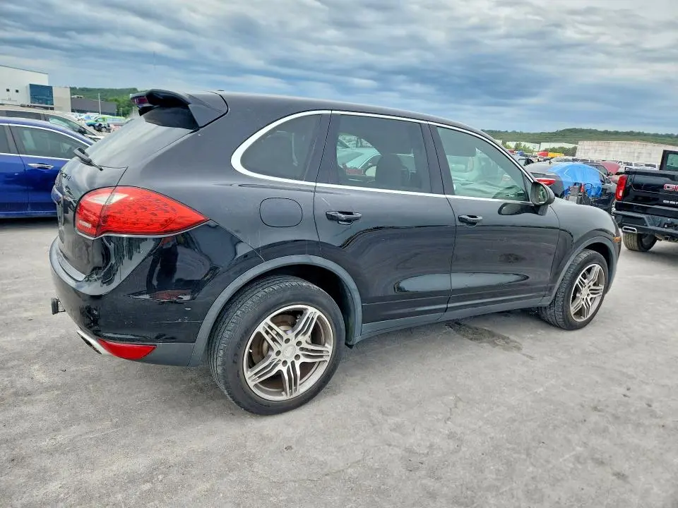 2011 PORSCHE CAYENNE S  