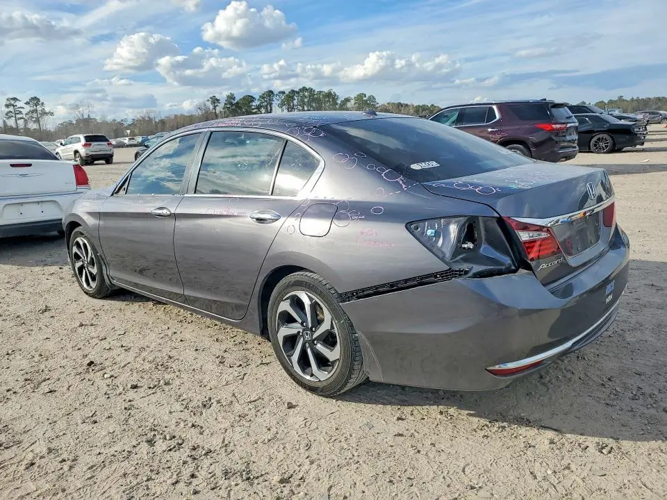 2017 HONDA ACCORD EX  