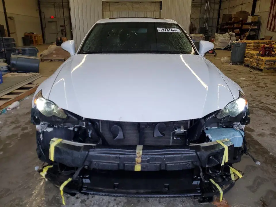 2016 LEXUS IS 200T BASE  