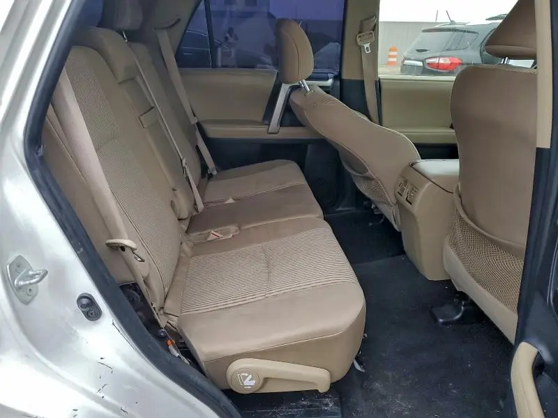 2013 TOYOTA 4RUNNER SR5  