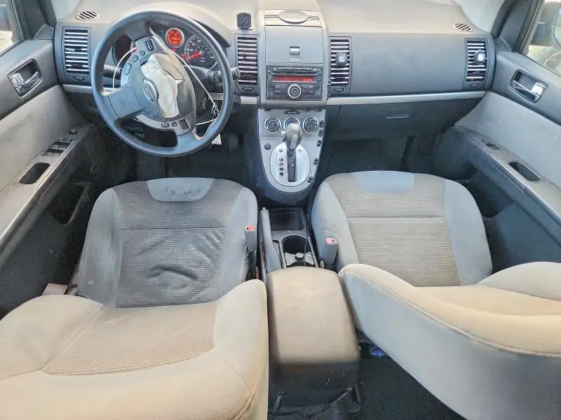 2010 NISSAN SENTRA 2.0  