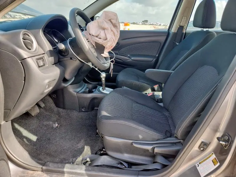2016 NISSAN VERSA S  