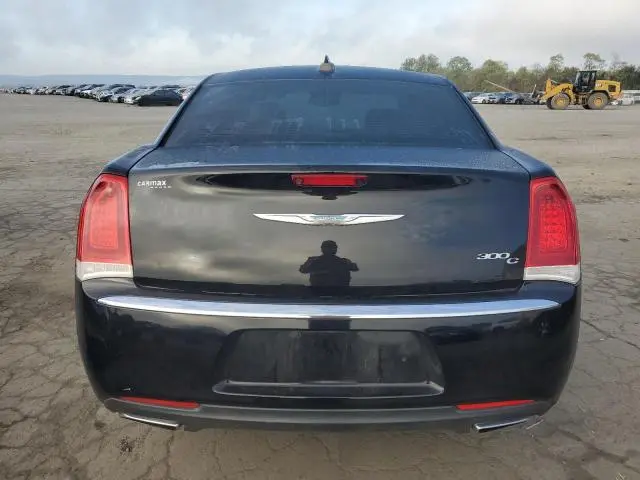2017 CHRYSLER 300C