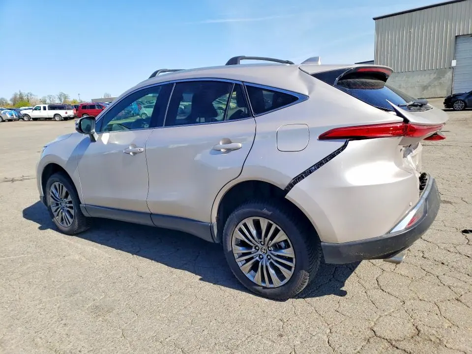 2021 TOYOTA VENZA XLE  