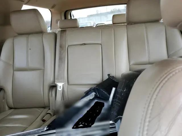 2012 CHEVROLET SUBURBAN K1500 LT  