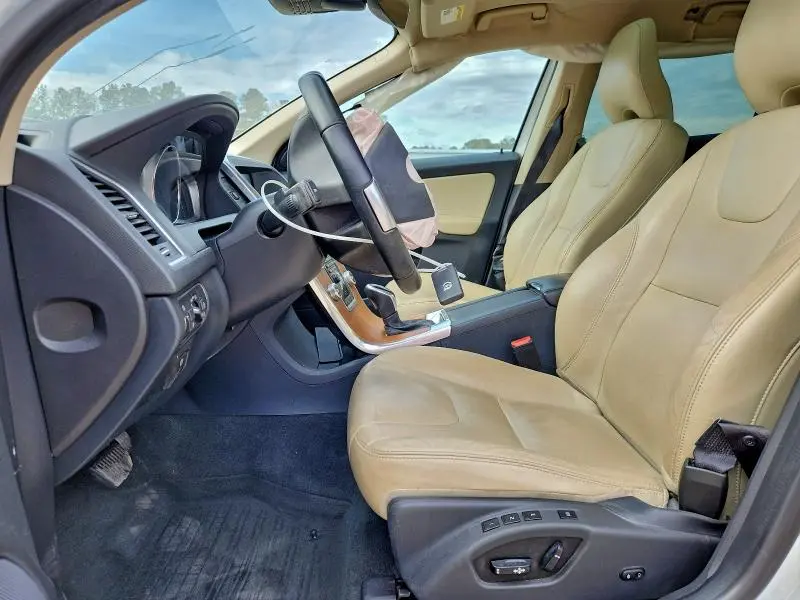 2017 VOLVO XC60 T5 INSCRIPTION  