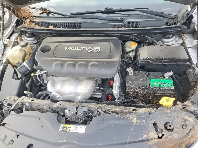 2015 CHRYSLER 200 LX  