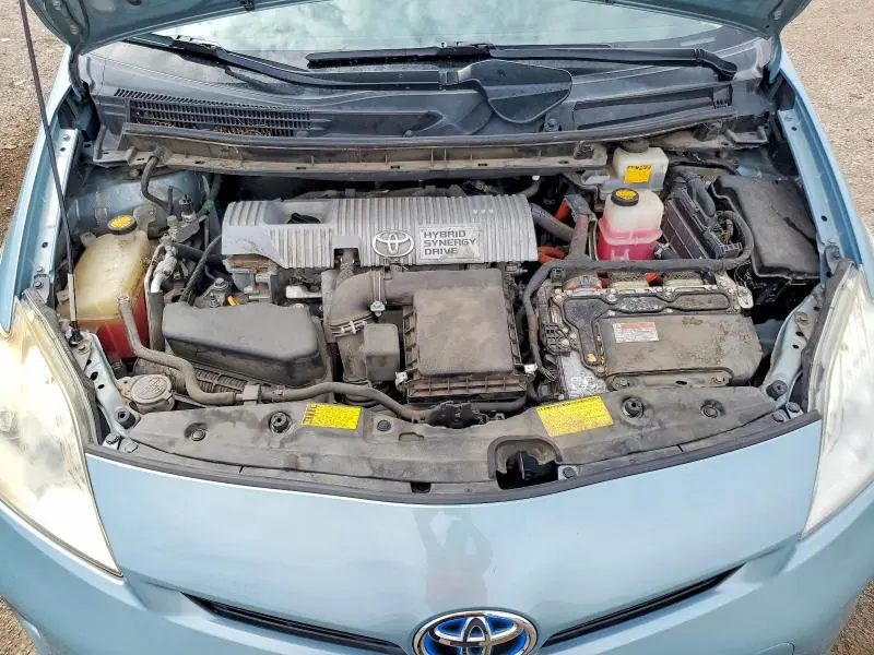 2013 TOYOTA PRIUS THREE  