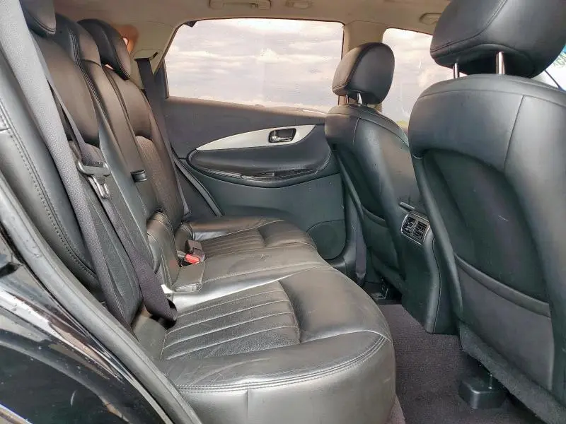 2016 INFINITI QX50   
