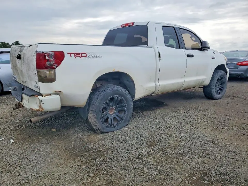 2010 TOYOTA TUNDRA DOUBLE CAB SR5  