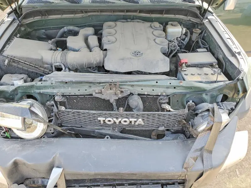 2013 TOYOTA FJ CRUISER BASE  