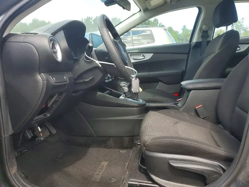 2024 KIA FORTE LX  