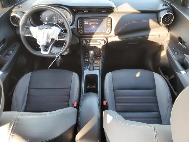 2021 NISSAN KICKS SR  