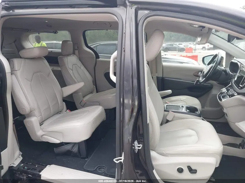 2018 CHRYSLER PACIFICA TOURING L PLUS