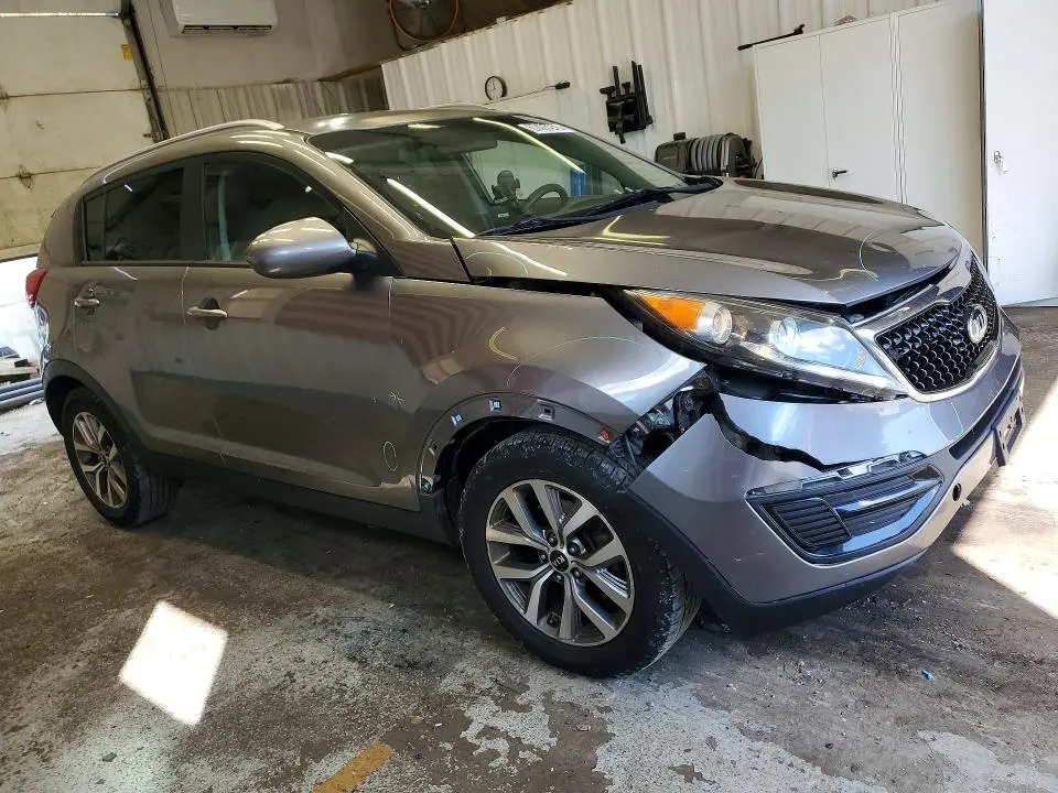 2016 KIA SPORTAGE LX  