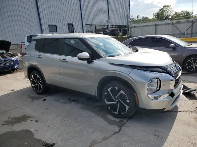 2024 MITSUBISHI OUTLANDER SE  