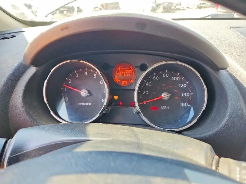 2010 NISSAN ROGUE S  