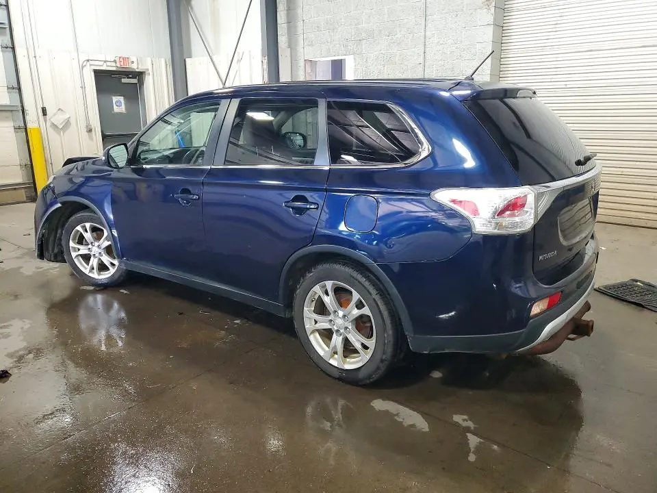 2015 MITSUBISHI OUTLANDER SE  