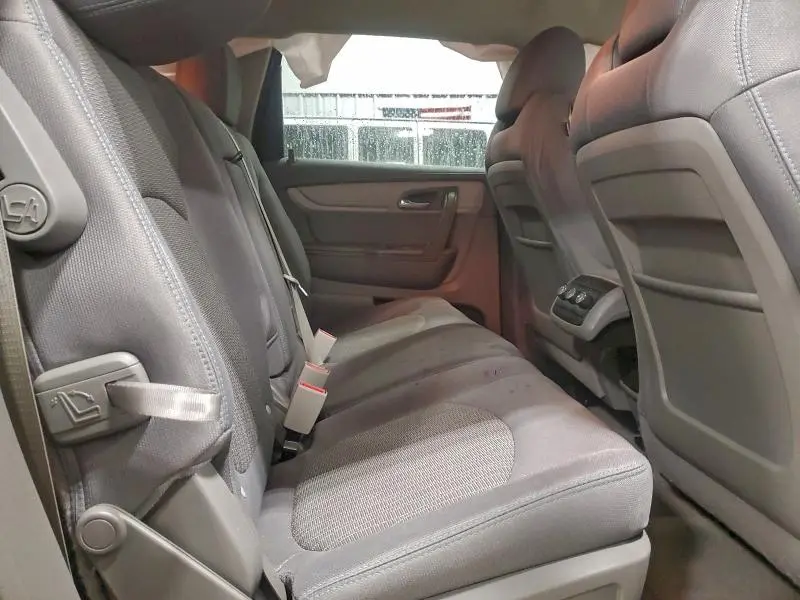 2017 CHEVROLET TRAVERSE LS  