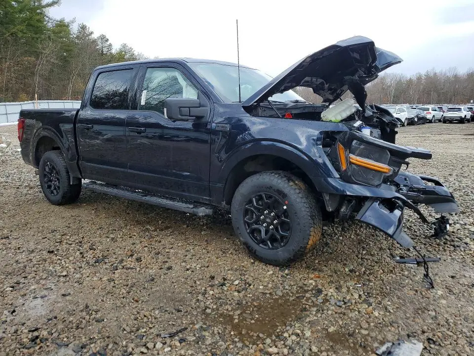 2025 FORD F150 XLT  