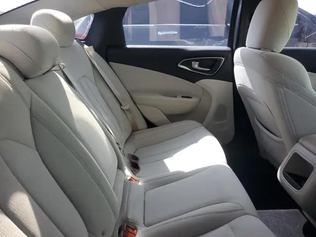 2016 CHRYSLER 200 LIMITED