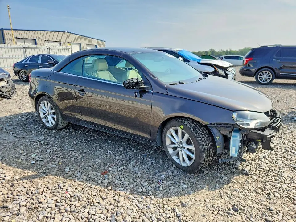 2015 VOLKSWAGEN EOS KOMFORT  