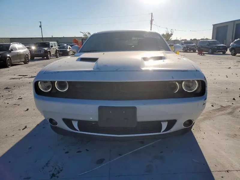 2023 DODGE CHALLENGER SXT  