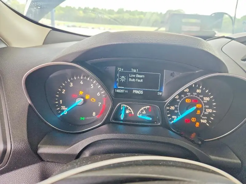 2018 FORD ESCAPE SE  
