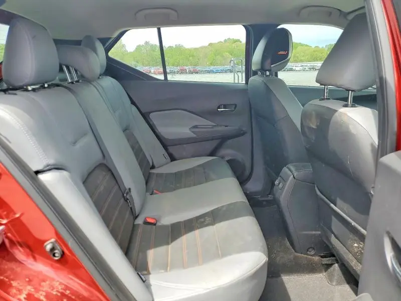 2021 NISSAN KICKS SR  