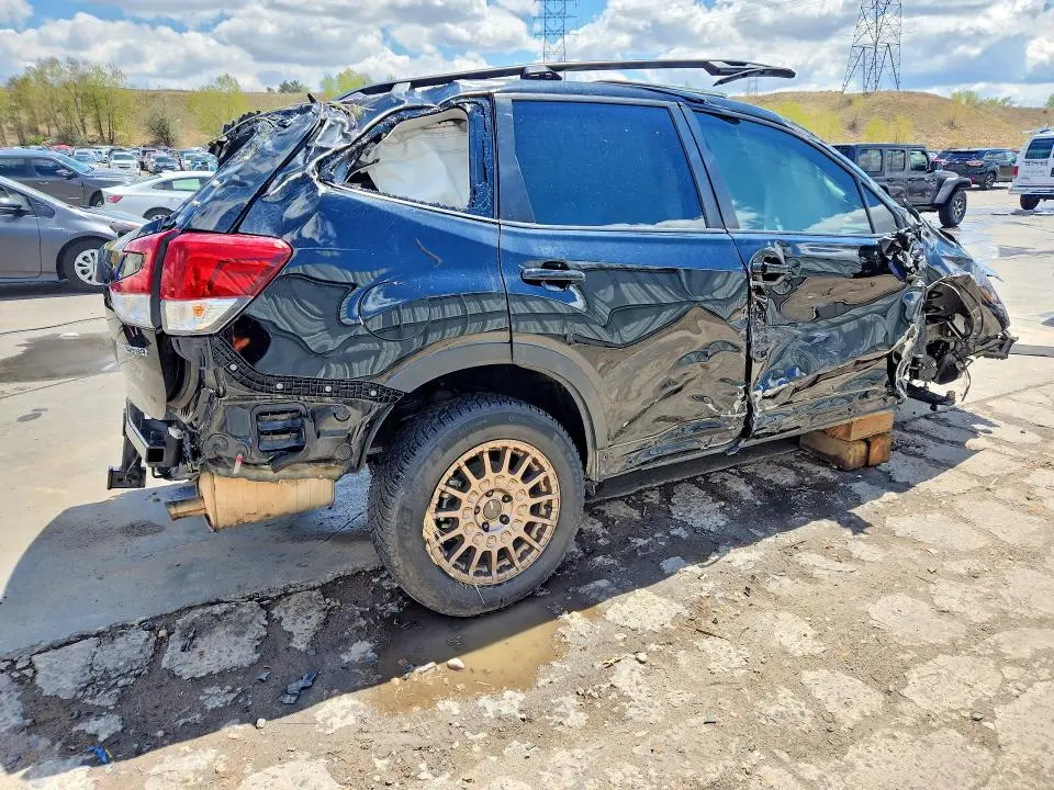 2024 SUBARU FORESTER PREMIUM  