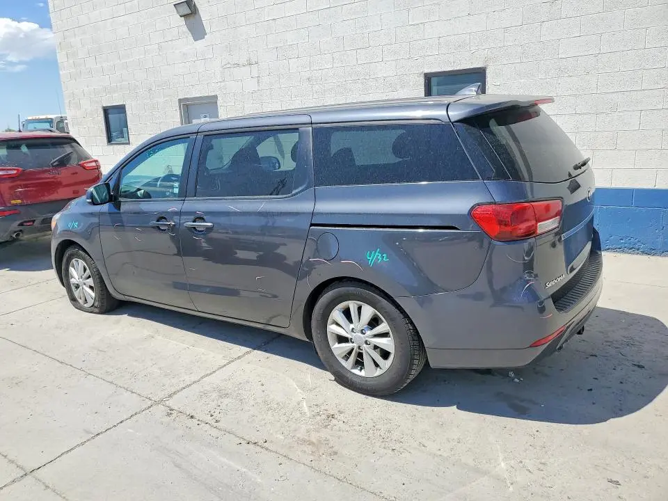 2017 KIA SEDONA LX  