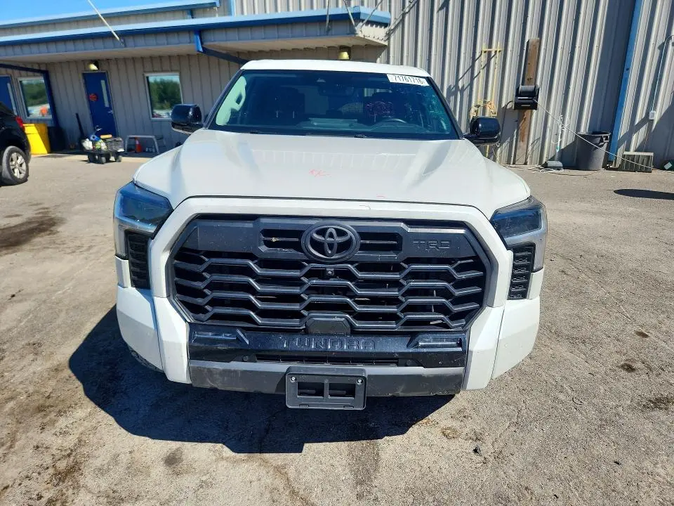 2024 TOYOTA TUNDRA LIMITED  